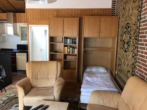 House (incl. 40€ Cleaning Fee) | Living area | Flat-screen TV - Das Häuschen (St. Peter-Ording)