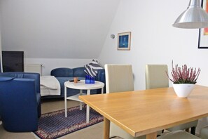 Huoneisto, parveke (Kuckucksnest 2, inc. 40€ cleaning fee) | Oleskelualue | Taulutelevisio