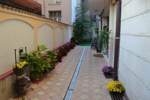 숙박 시설 구내