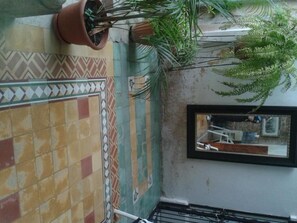 Exterior detail - Casa Jocotenango - Centro Historico (Guatemala City)