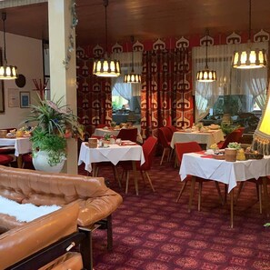 Free daily cooked-to-order breakfast  - Parkhotel 1970 (Michelstadt)