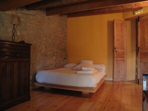 Egyptinpuuvillaiset lakanat, ilmaiset vauvansängyt, lisävuoteet