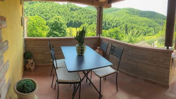 Apartment, 2 Bedrooms | Terrace/patio