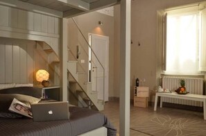 Wifi gratis y ropa de cama