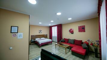 Junior Suite | Premium bedding, memory foam beds, blackout drapes, soundproofing