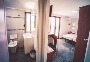 Double Room | In-room safe, desk, soundproofing, free WiFi - La Casa di Chiaretta (Falerna)