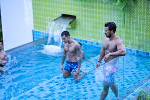 Kolam renang terbuka 