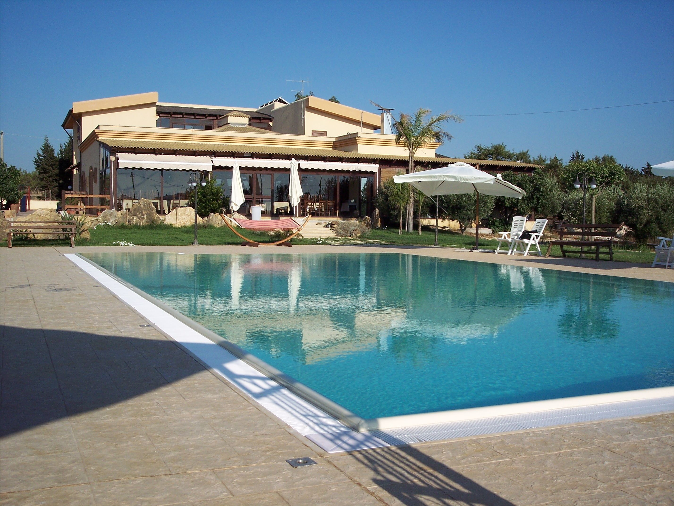 Außenpool (je nach Saison geöffnet)