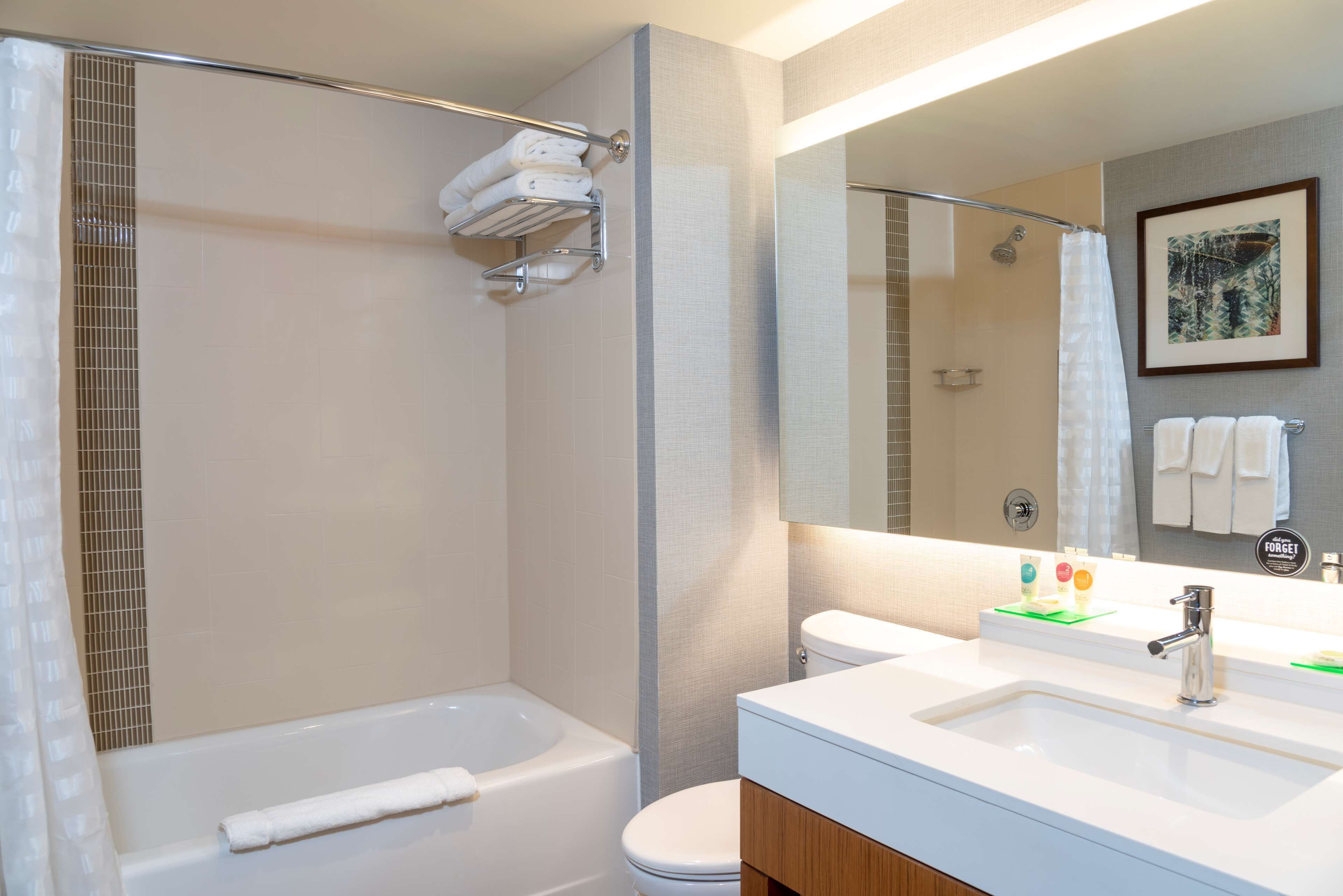 designer toiletries, towels