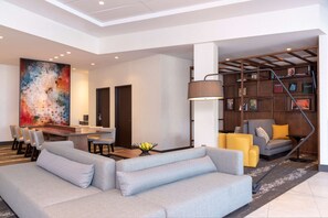 Lobby - Hyatt Place Detroit Royal Oak (Royal Oak)