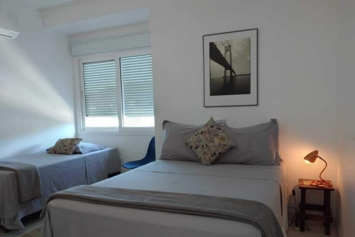 Premium bedding, iron/ironing board, free WiFi, bed sheets