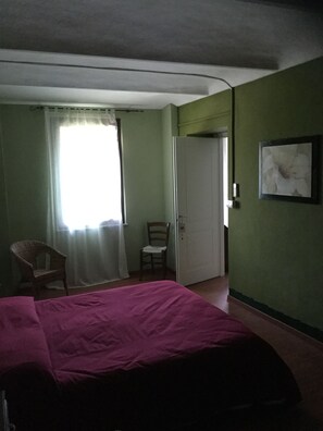 Double Room, Hill View