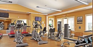 Fitness facility - BridgeStreet at Hilliard Grand (Dublin)