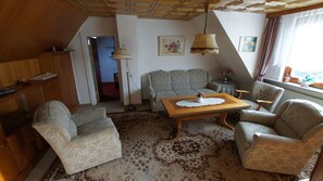 Living room - Hotel Dorfkrug Büsum - Altbauteil (Büsum)