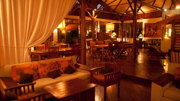 Desayuno continental todos los días (con cargo)