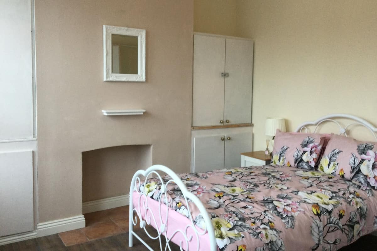 Deluxe Double Room Single Use | Sengetøy i egyptisk bomull, sengetøy av topp kvalitet og minibar