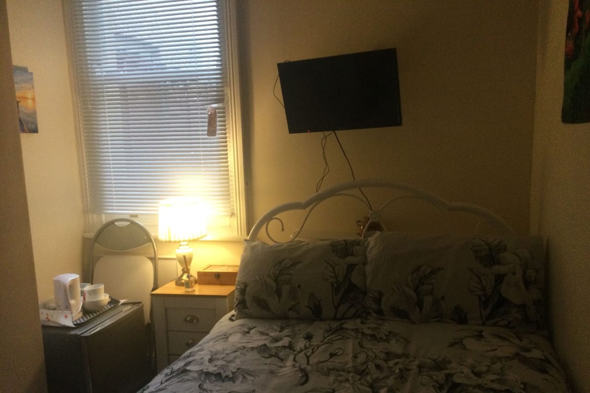 Deluxe Double Room Single Use | Sengetøy i egyptisk bomull, sengetøy av topp kvalitet og minibar