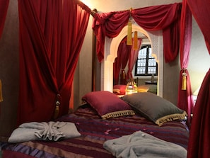 Suite, Private Bathroom | Blackout drapes, free WiFi, bed sheets