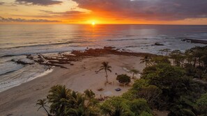 Aerial view - Hotel Nantipa - A Tico Beach Experience (Cóbano)