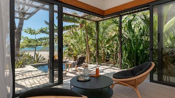 Ninta Bungalow Ocean Front | Terrasse/Patio