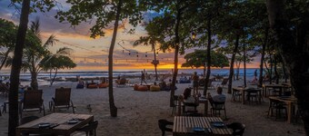 Hotel Nantipa - A Tico Beach Experience