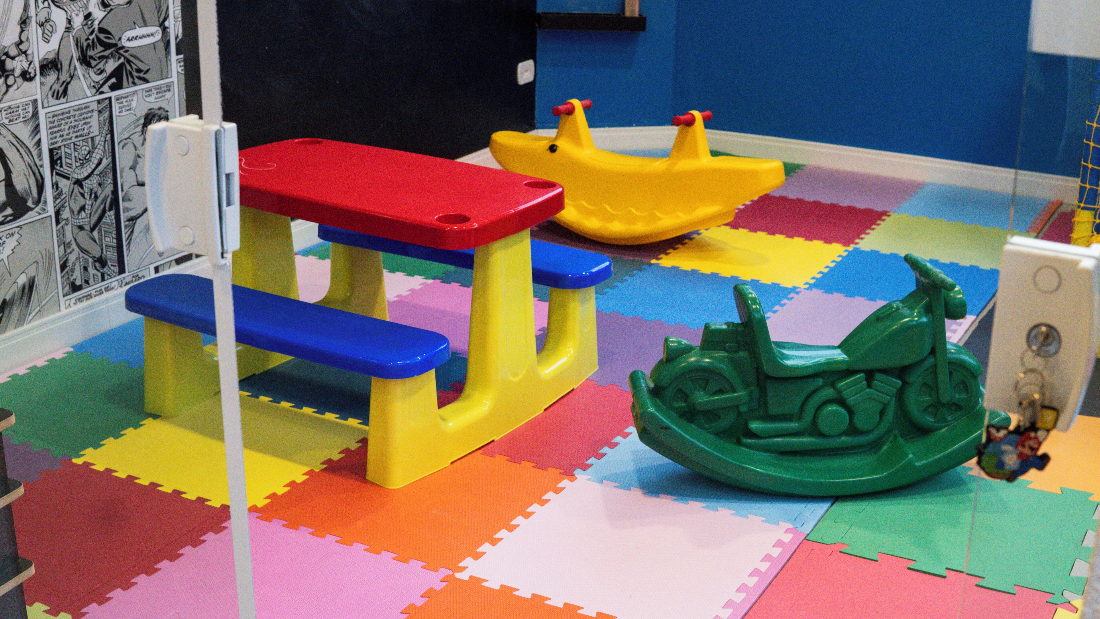 Foto - Flats Chateau Campos do Jordão em Capivari com lareira