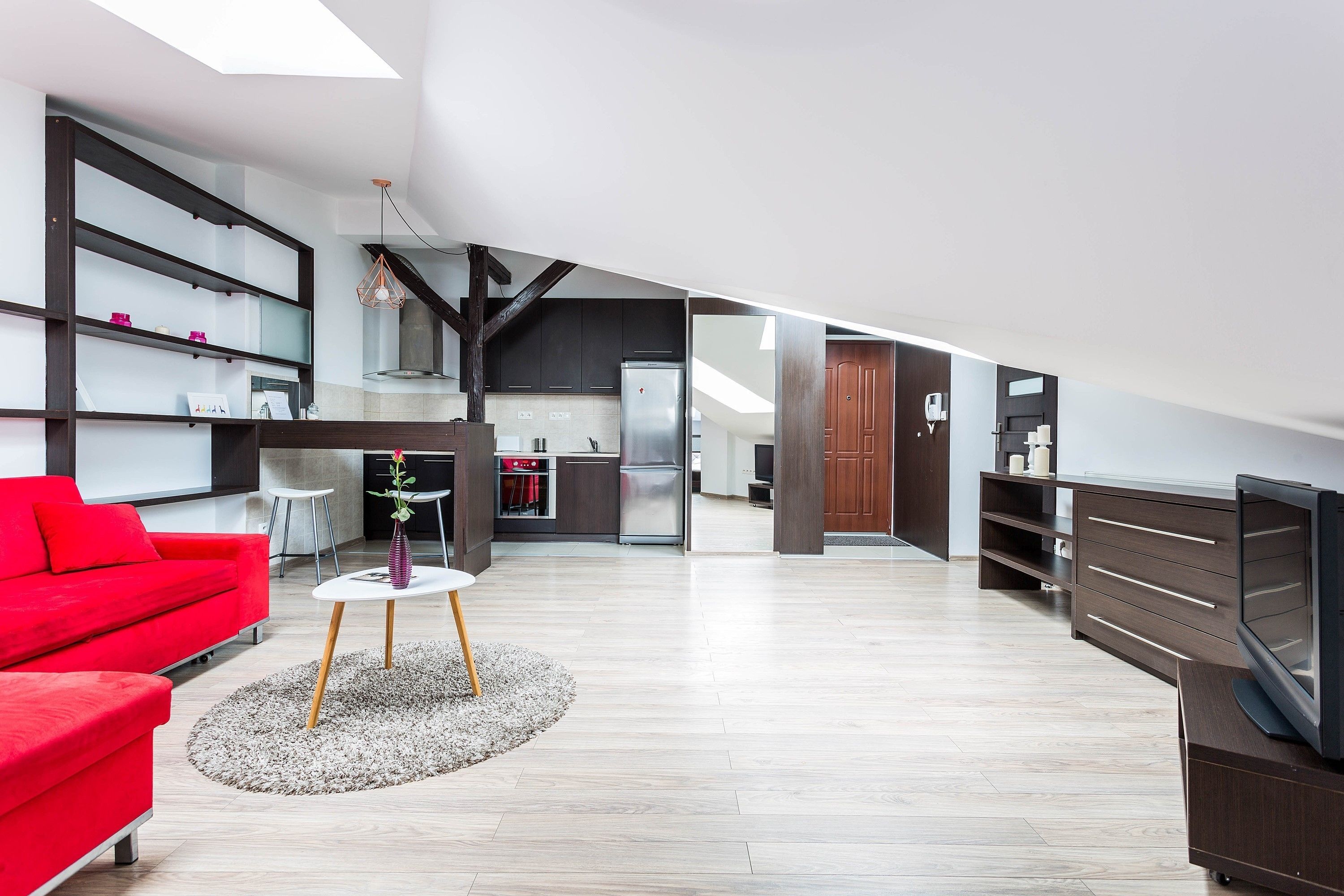 deluxe apartment | hypo-allergenic bedding, individually decorated, individually furnished