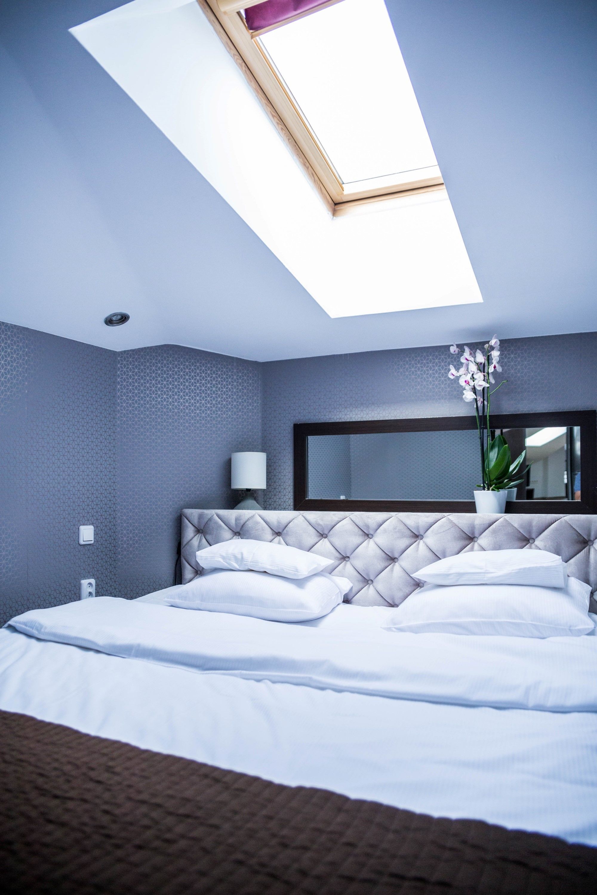 deluxe apartment | hypo-allergenic bedding, individually decorated, individually furnished