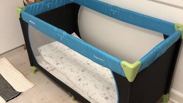 Apartment, Non Smoking | Room amenity