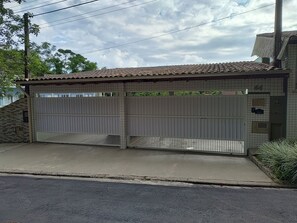 Overnatningsstedets facade