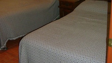 Caja de seguridad en la habitación, escritorio y wifi gratis