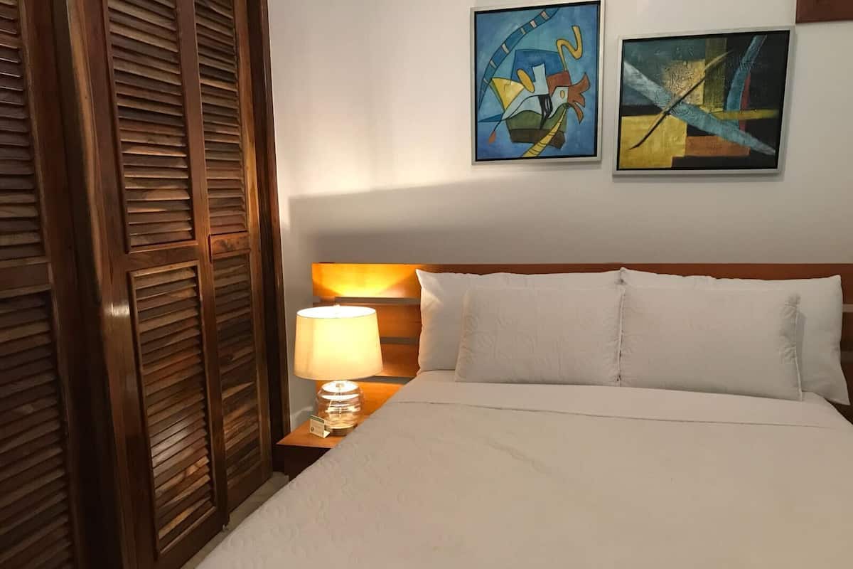 Deluxe Suite, 2 Bedrooms, Lake View