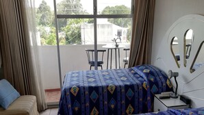 Chambre Double Classique, 2 lits doubles, non-fumeur, salle de bains privée
