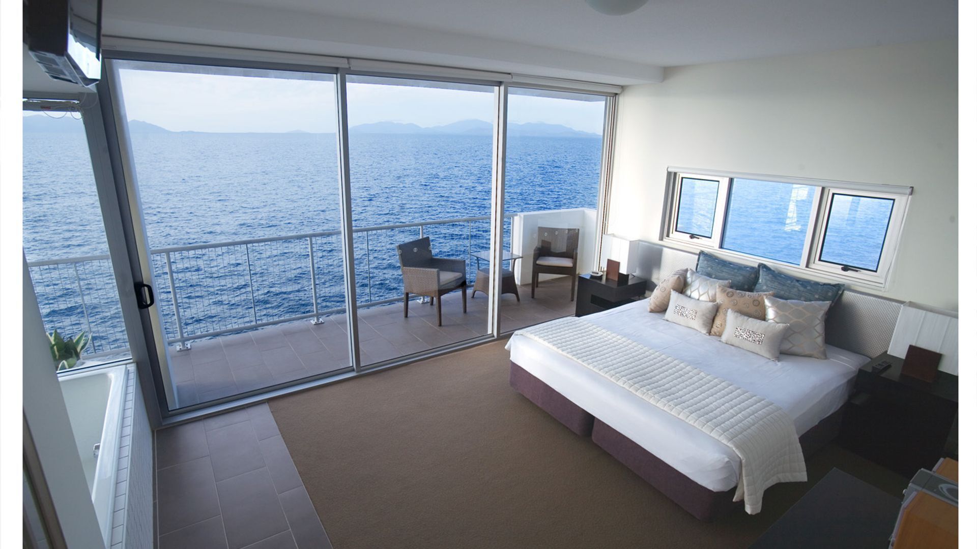 3 bedrooms, Internet, bed sheets