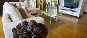 The Pines - Horseshoe Bay, QLD