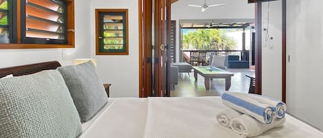 2 bedrooms, WiFi, bed sheets