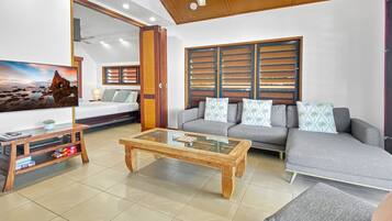 2 bedrooms, Internet, bed sheets