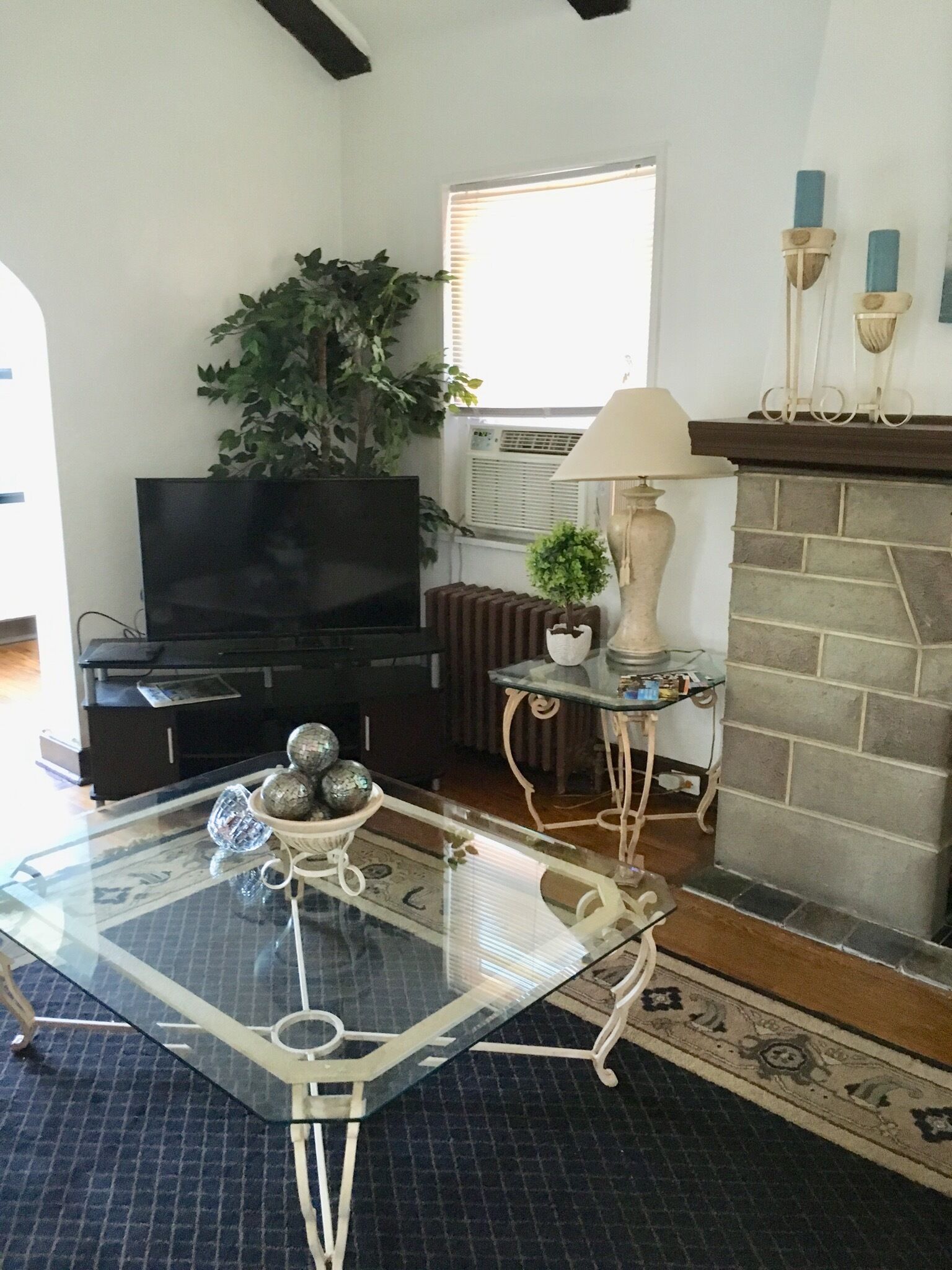 Cozy & convenient min to CMU, UPMC, DT, PPG Paint Arena, Consol Center, PNC Park
