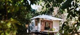 The Little Bush Hut, 78 Mandalay Avenue-BOM