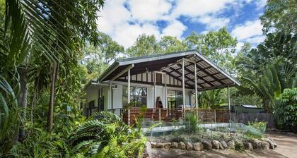 Sunbird Retreat, Horseshoe Bay