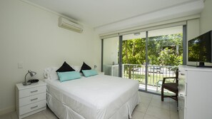 2 bedrooms, Internet, bed sheets