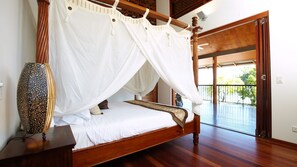 4 bedrooms, Internet, bed sheets