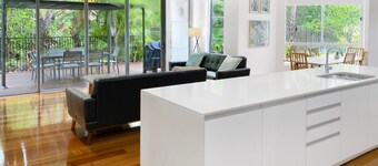 Maggies Beachfront Apt. 2