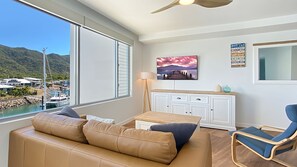 TV, DVD player