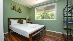 2 bedrooms, bed sheets