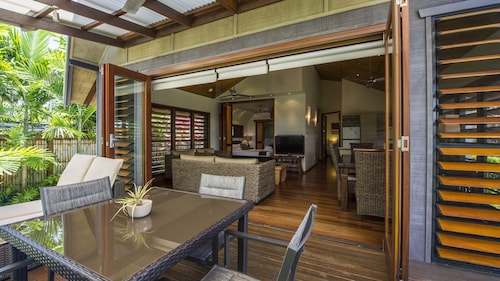 Pure Magnetic Villa 3