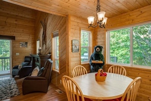 Interior - Scenic Cabin at Icicle River - 4 Miles From Town (Leavenworth)