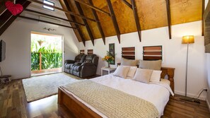 3 bedrooms, Internet, bed sheets - Serene Place, Nelly Bay (Nelly Bay)