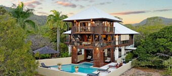 Lotus House, Horseshoe Bay