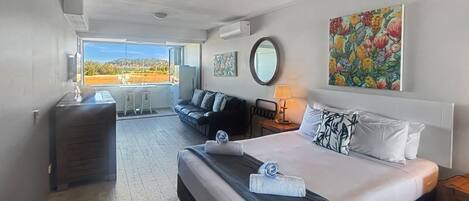 1 bedroom, WiFi, bed sheets